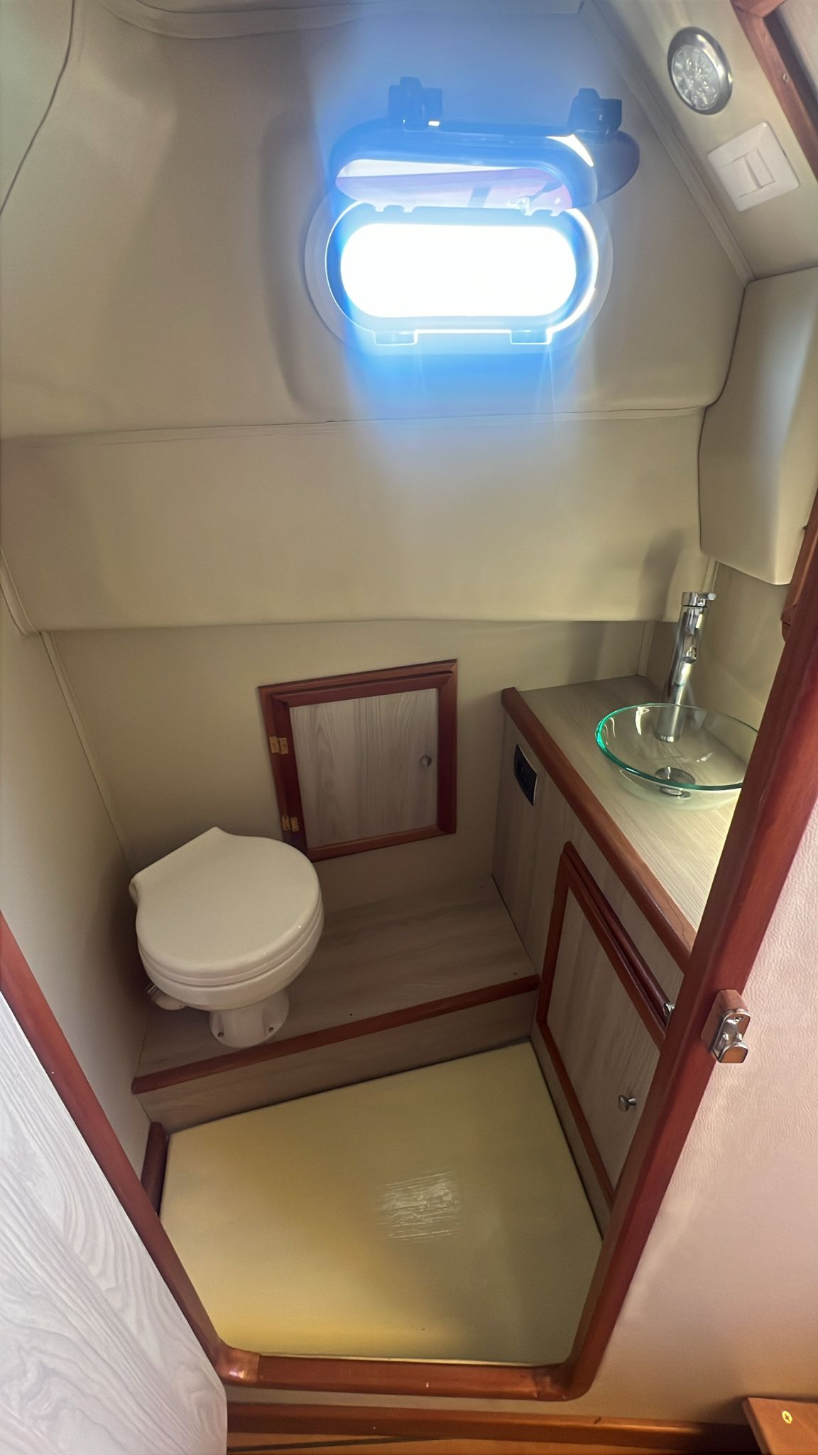 Bagno di bordo Leucosia Gozzo Campano - dettaglio 3